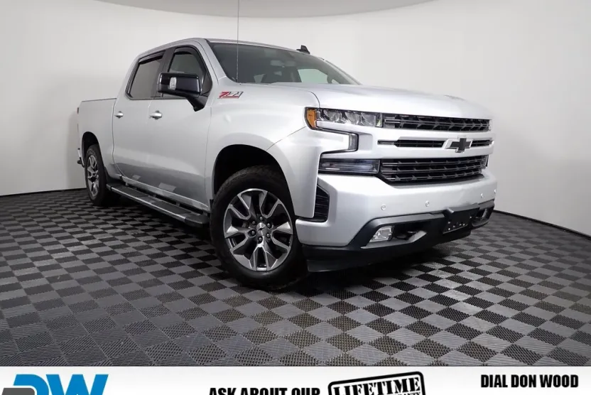 2020 Chevrolet Silverado 1500 RST photo 1