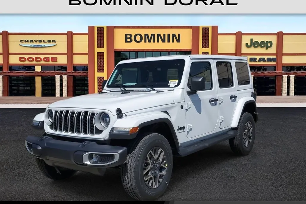 2025 Jeep Wrangler Sahara photo 1
