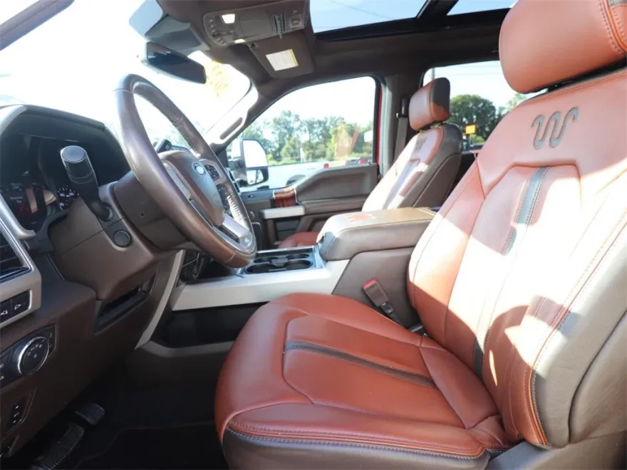2022 Ford F-250 King Ranch photo 1