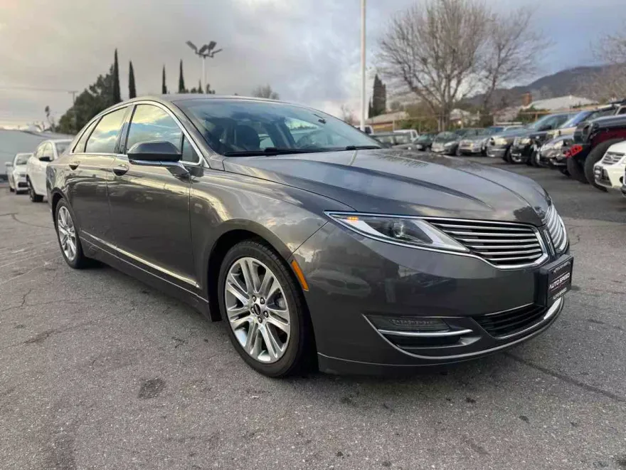 2015 Lincoln MKZ Hybrid photo 1