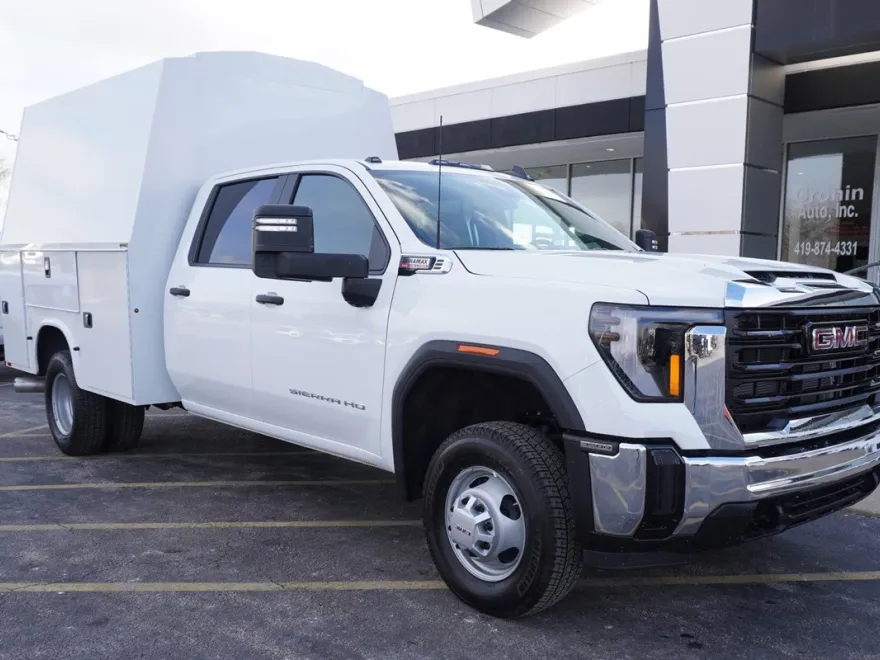 2025 Gmc Sierra 3500 HD Pro photo 1