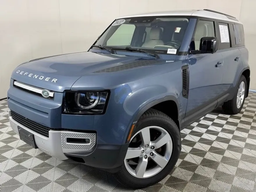 2022 Land Rover Defender 110 S photo 1