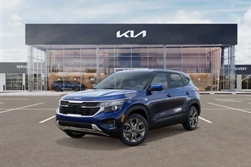 2026 Kia Seltos LX photo 1
