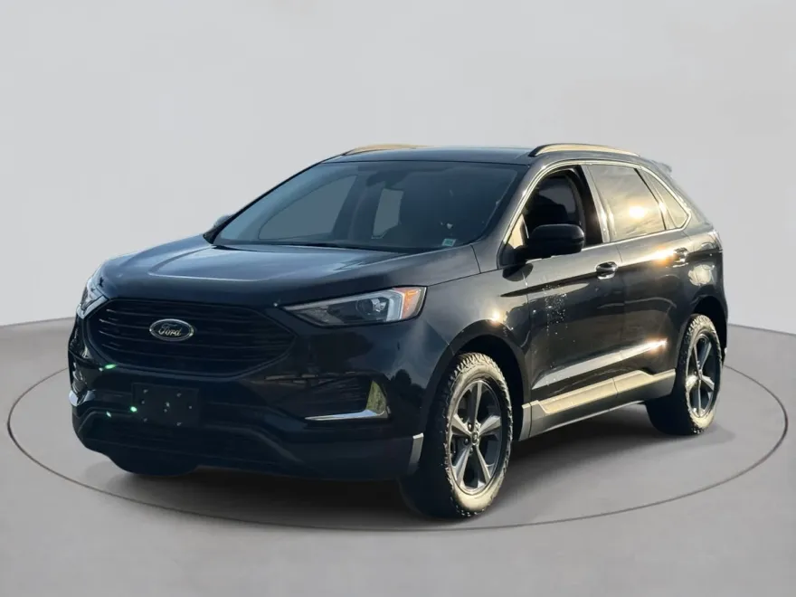 2023 Ford Edge SEL photo 1