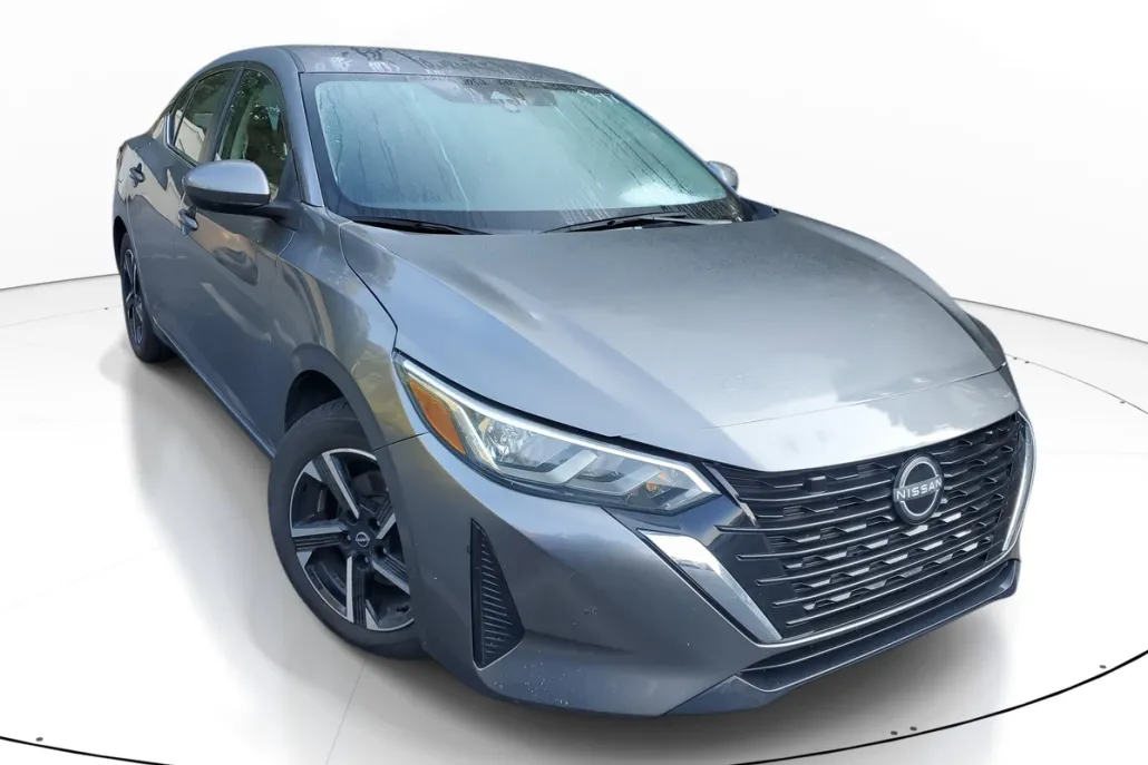 2024 Nissan Sentra SV photo 1