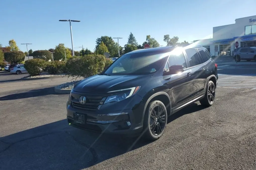 2022 Honda Pilot Special Edition photo 1