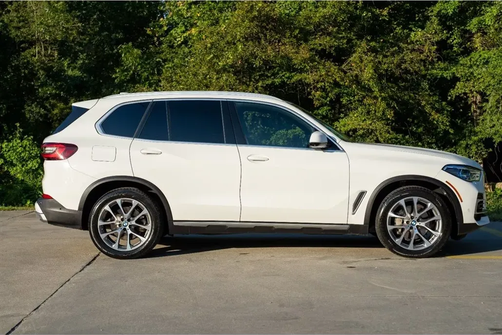 2022 Bmw X5 xDrive40i photo 1