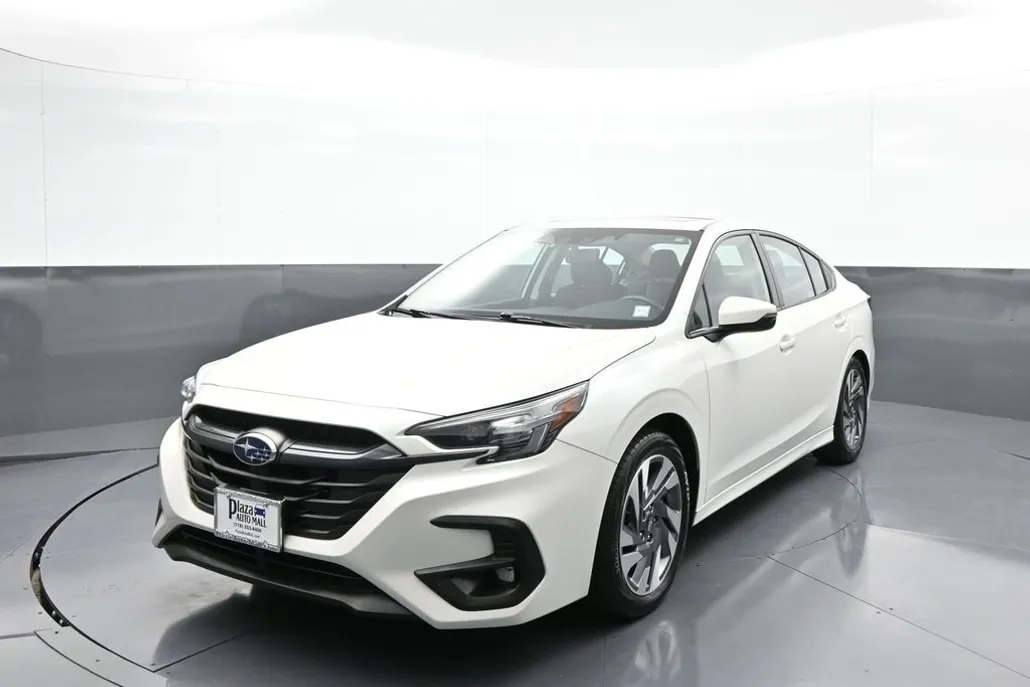 2023 Subaru Legacy Limited photo 1