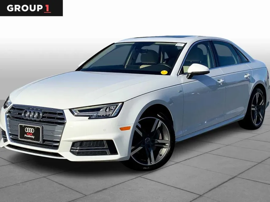 2017 Audi A4 Quattro Premium Plus photo 1