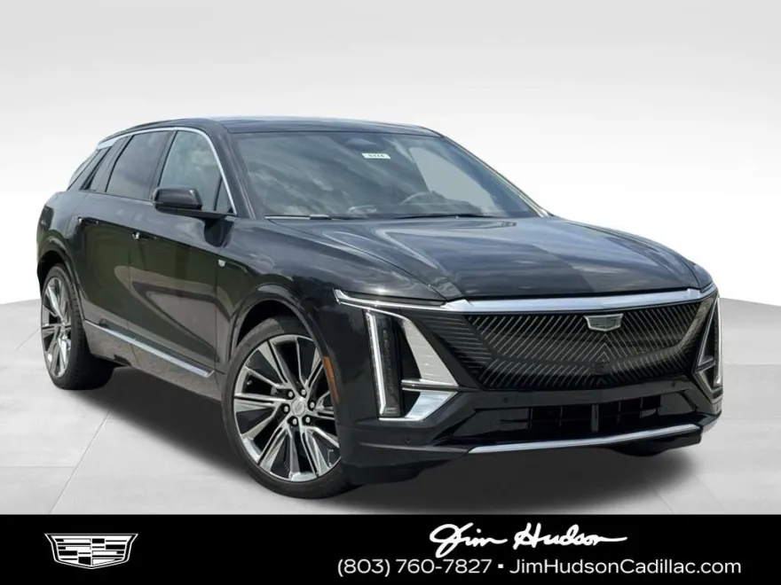 2025 Cadillac Lyriq Luxury photo 1