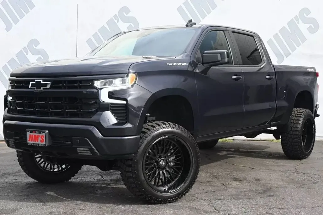 2022 Chevrolet Silverado 1500 RST photo 1