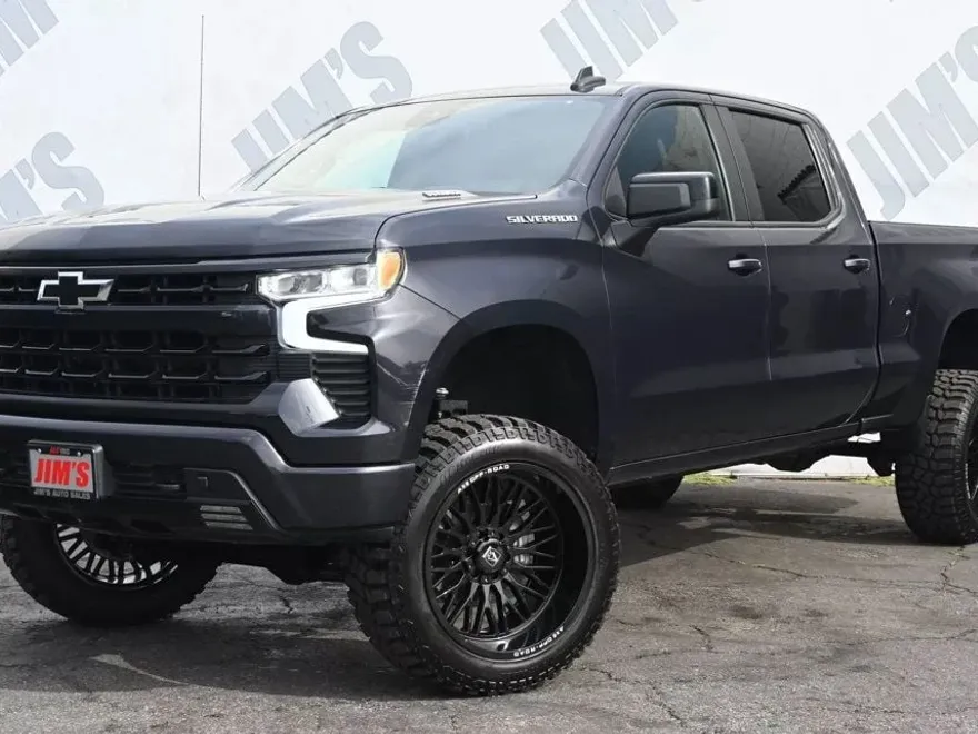 2022 Chevrolet Silverado 1500 RST photo 1