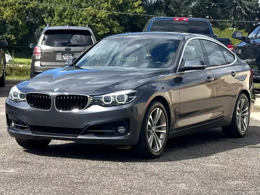 2018 Bmw 330i photo 1