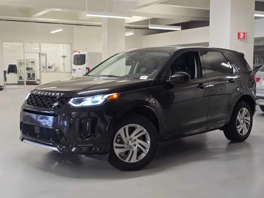 2025 Land Rover Discovery Sport S photo 1