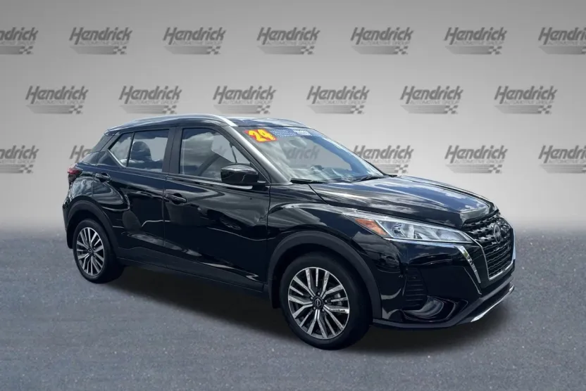 2024 Nissan Kicks SV photo 1