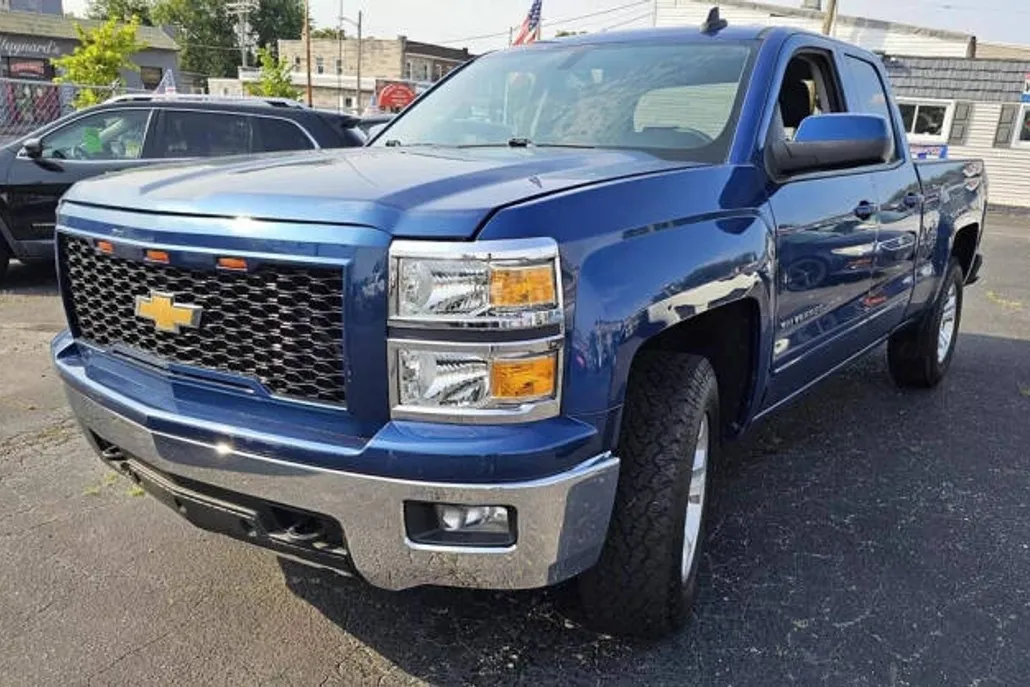 2015 Chevrolet Silverado 1500 LT Z71 photo 1