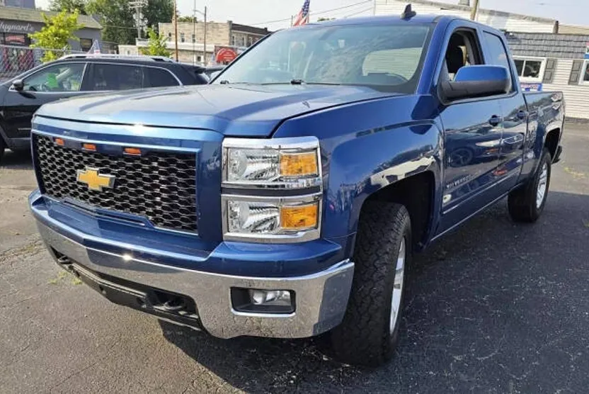2015 Chevrolet Silverado 1500 LT Z71 photo 1