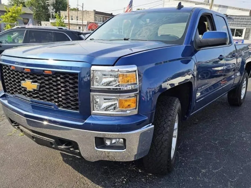 2015 Chevrolet Silverado 1500 LT Z71 photo 1