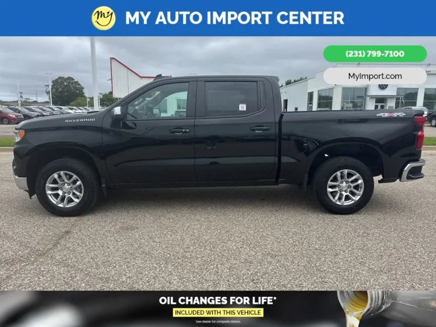2025 Chevrolet Silverado 1500 LT photo 1