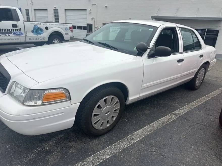 2011 Ford Crown Victoria Police Interceptor photo 1