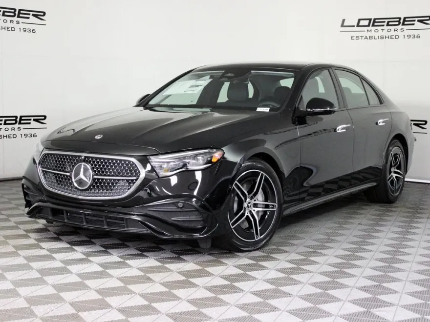 2026 Mercedes Benz E 450 4MATIC photo 1
