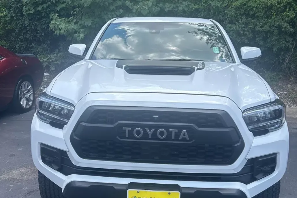 2022 Toyota Tacoma TRD Pro V6 photo 1
