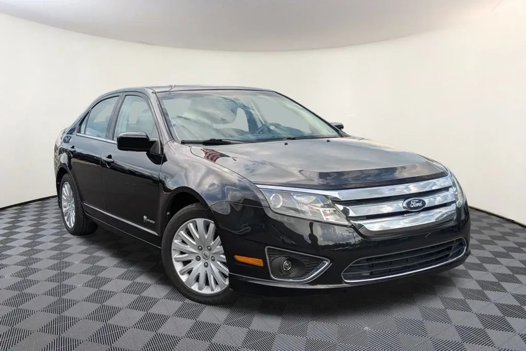 2010 Ford Fusion Hybrid photo 1