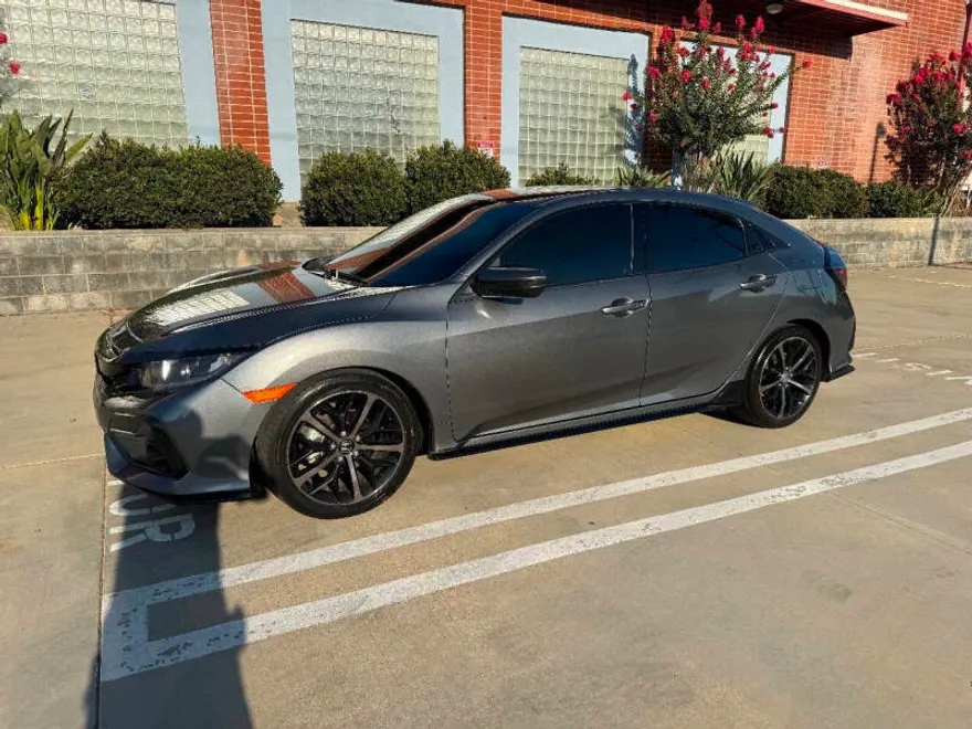 2021 Honda Civic Sport photo 1
