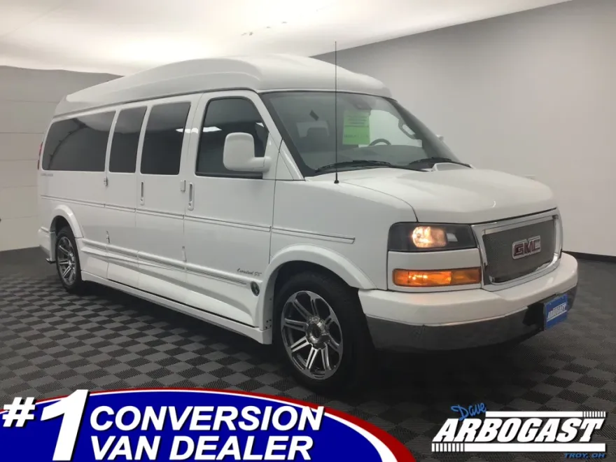 2020 Gmc Savana photo 1