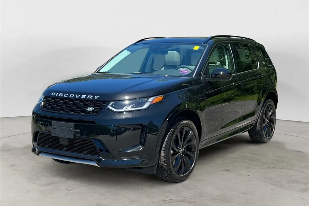 2024 Land Rover Discovery Sport S photo 1