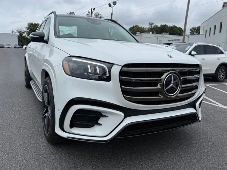 2026 Mercedes Benz GLS 450 4MATIC photo 1