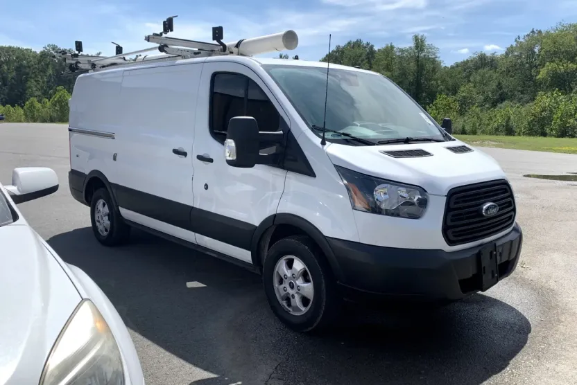 2019 Ford Transit photo 1