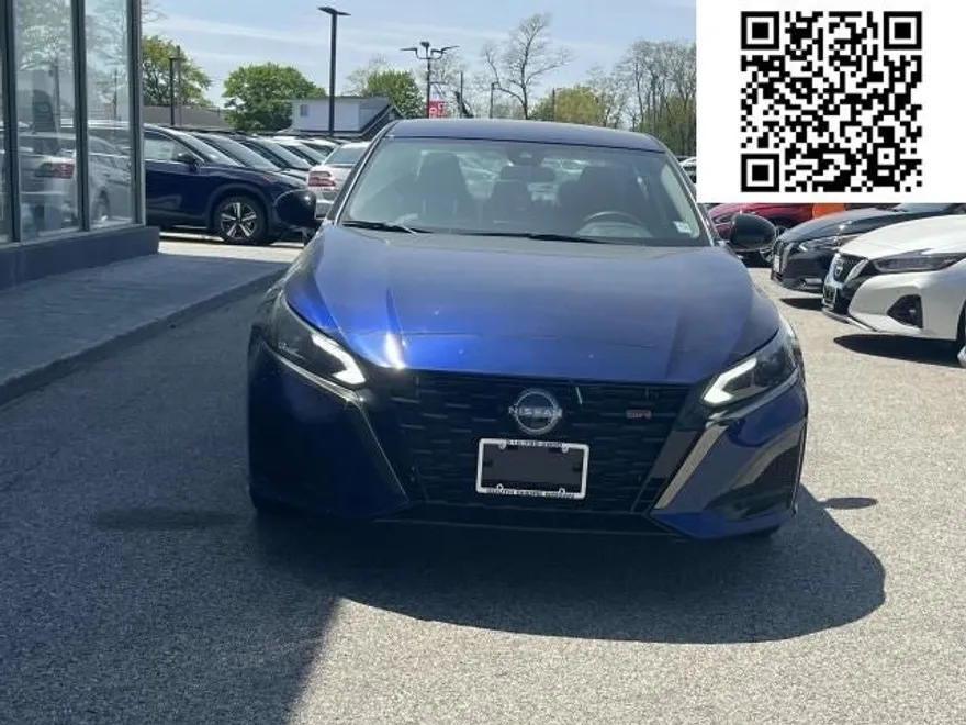 2023 Nissan Altima 2.5 SR photo 1