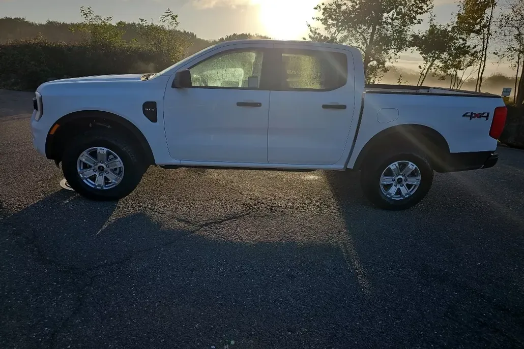 2025 Ford Ranger XL photo 1