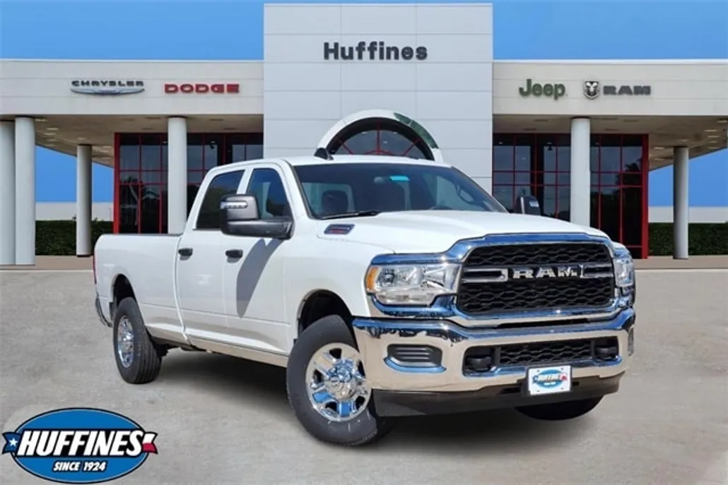 2024 Ram 2500 Tradesman photo 1