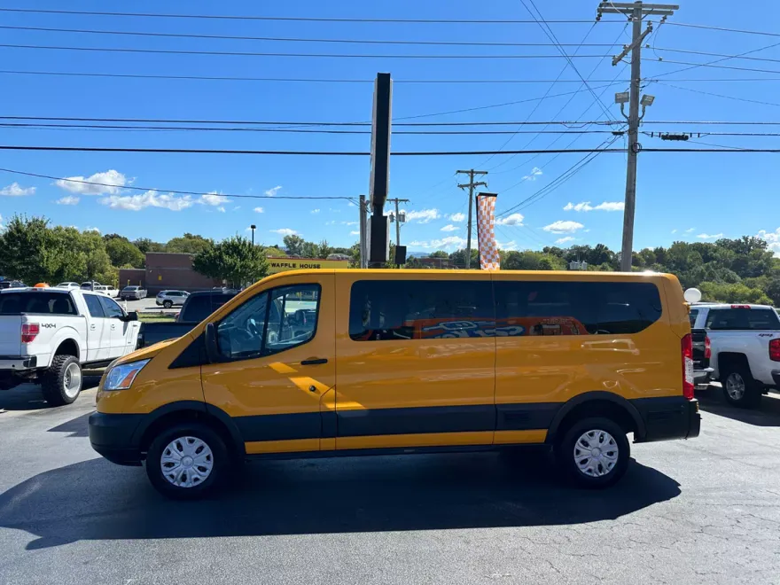 2017 Ford Transit Van photo 1