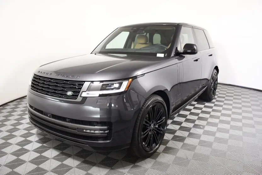 2025 Land Rover Range Rover SE photo 1