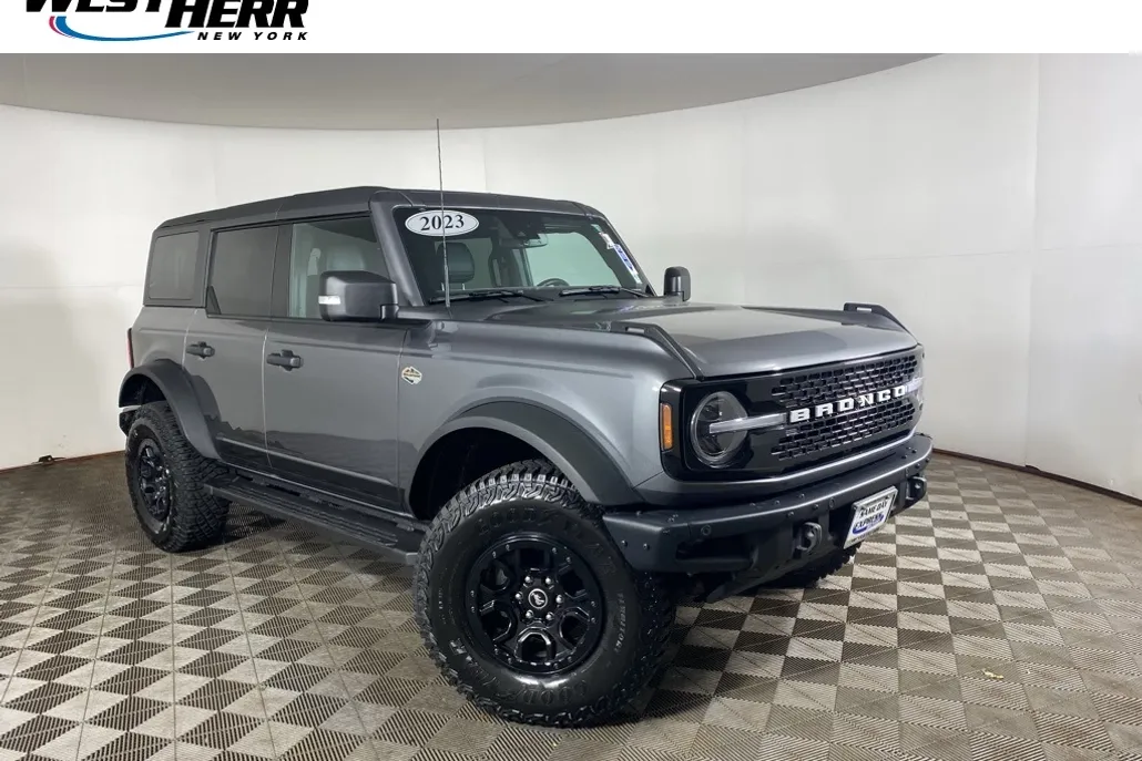 2023 Ford Bronco Wildtrak photo 1