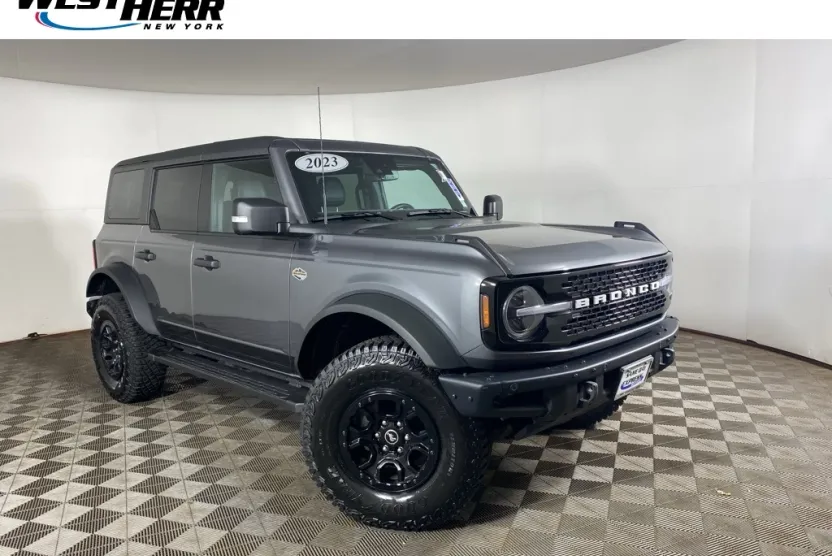2023 Ford Bronco Wildtrak photo 1