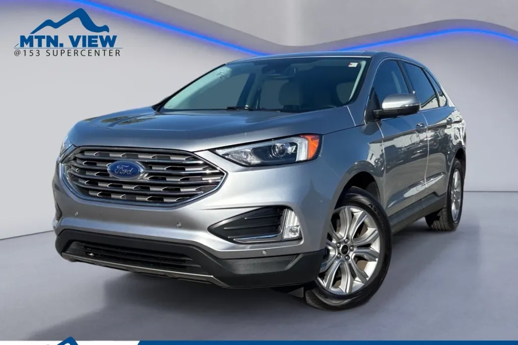 2023 Ford Edge Titanium photo 1