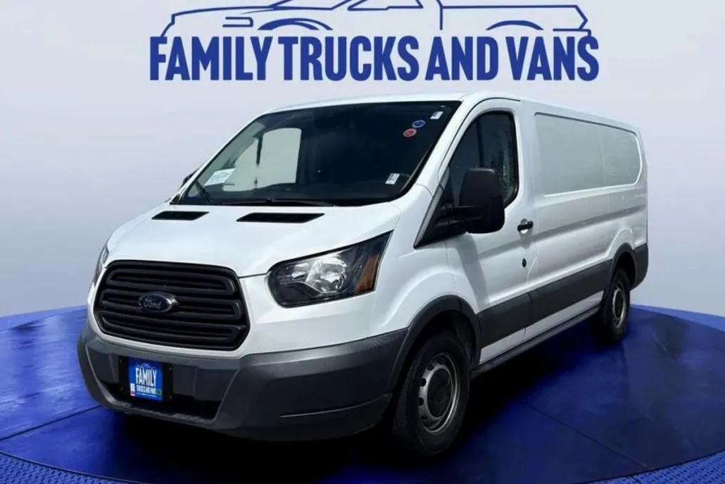 2018 Ford Transit Cargo photo 1
