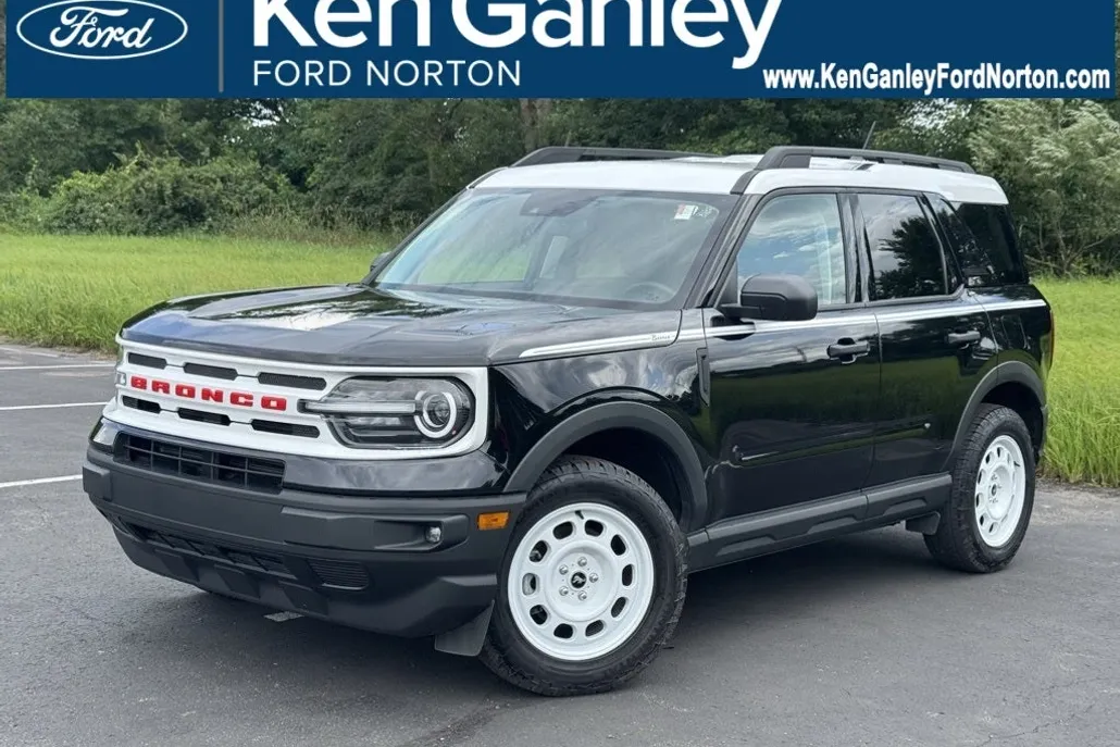 2023 Ford Bronco Sport Heritage photo 1