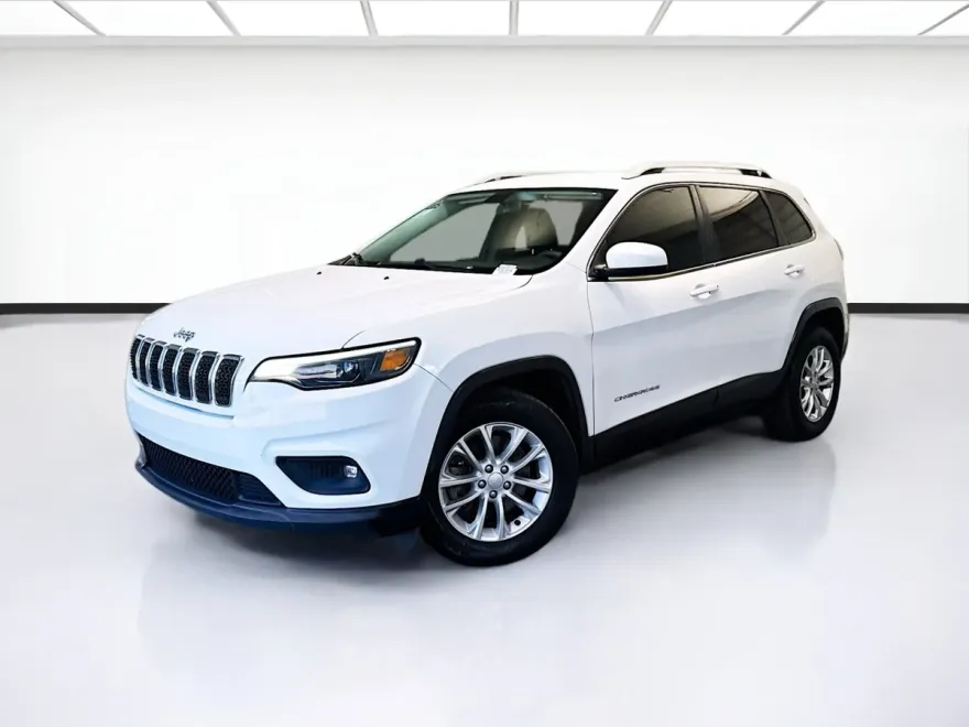 2019 Jeep Cherokee Latitude photo 1