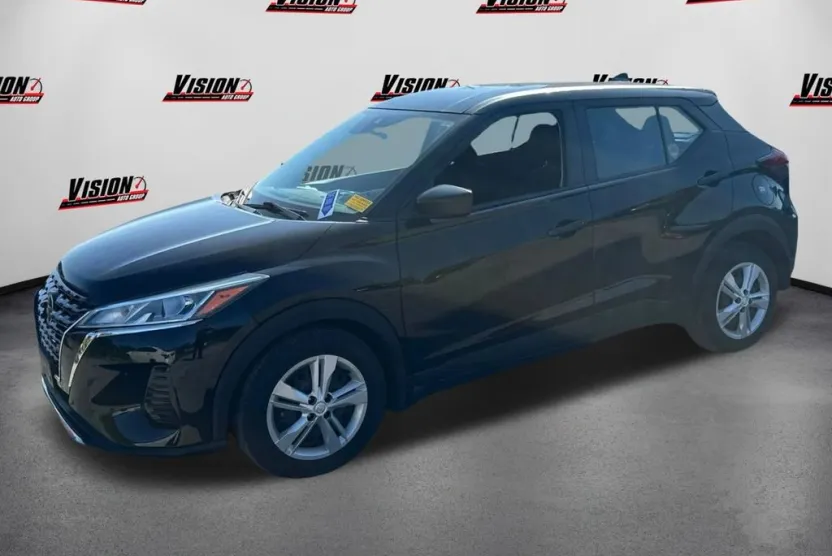 2021 Nissan Kicks S photo 1