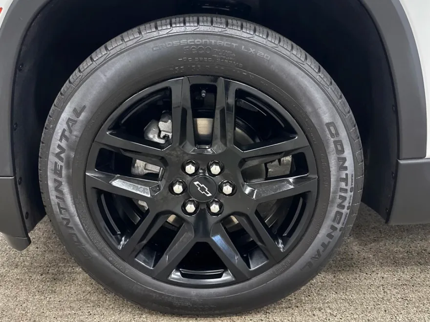 2023 Chevrolet Traverse Cloth photo 1