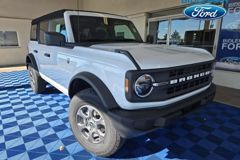 2025 Ford Bronco Big Bend photo 1
