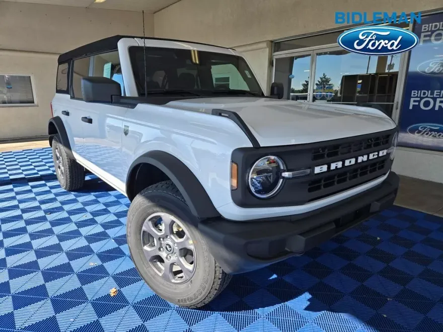 2025 Ford Bronco Big Bend photo 1
