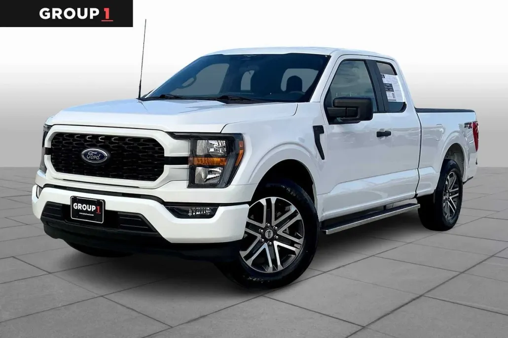 2023 Ford F-150 XL photo 1