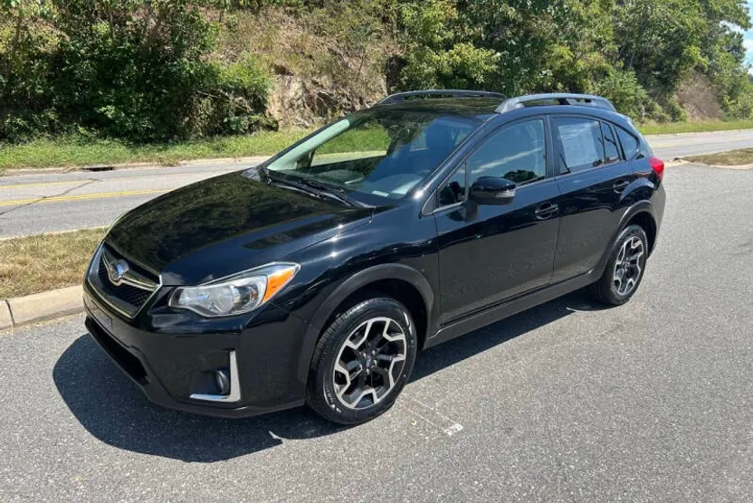 2016 Subaru Crosstrek 2.0i Limited photo 1