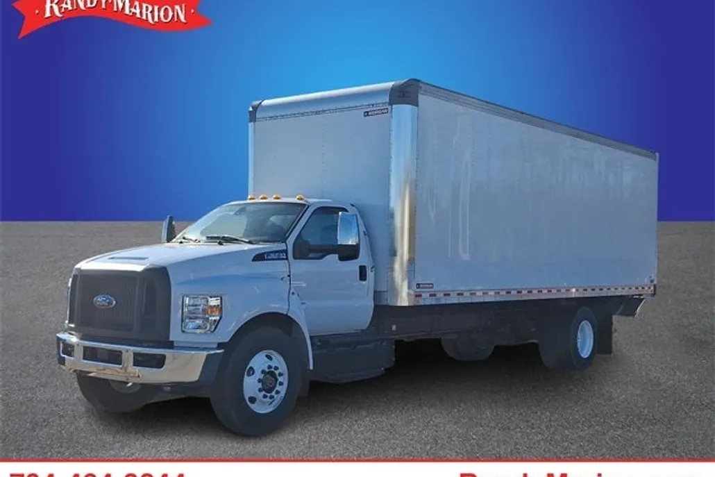 2023 Ford F-650 photo 1